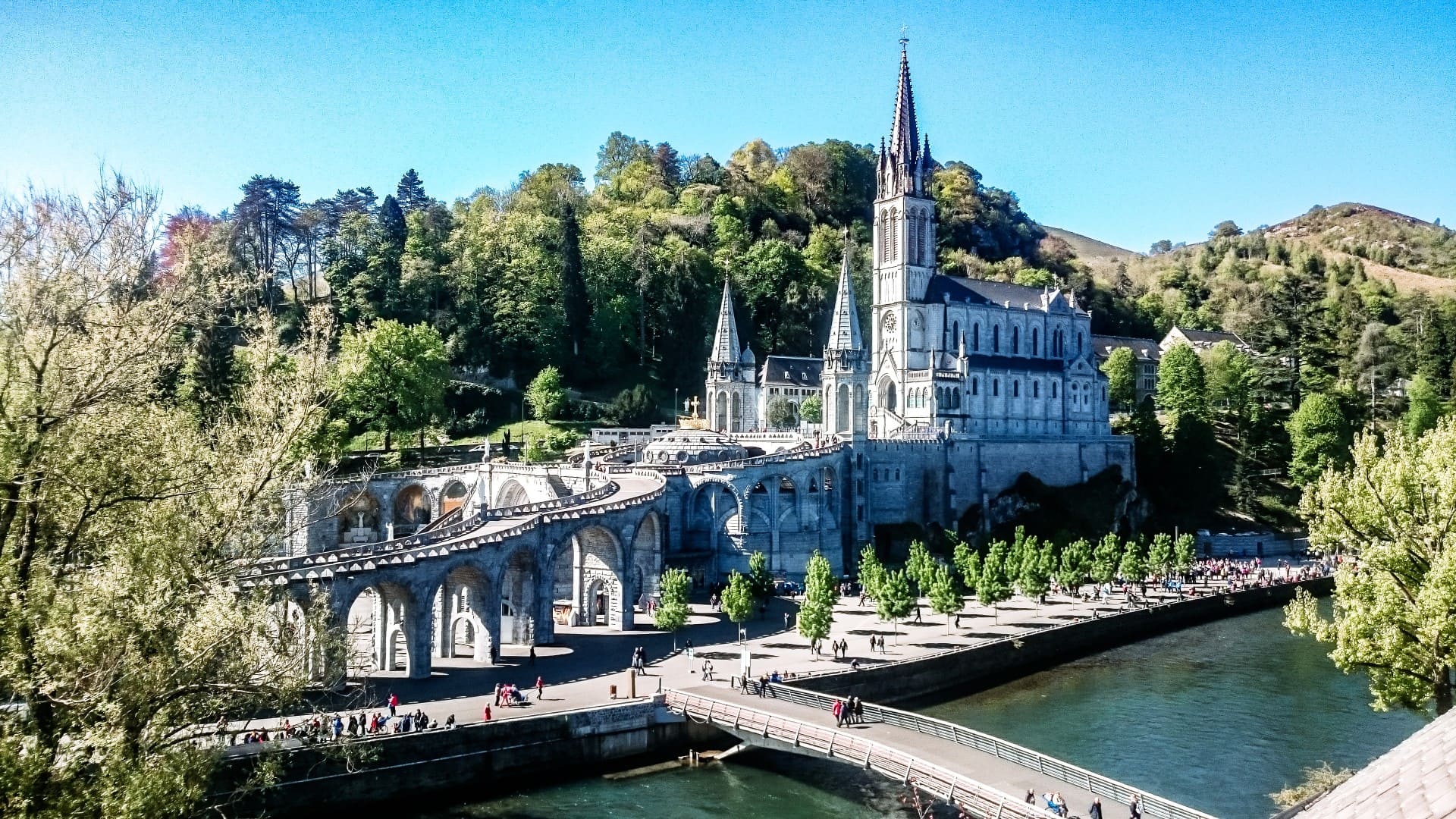 lourdes excursions